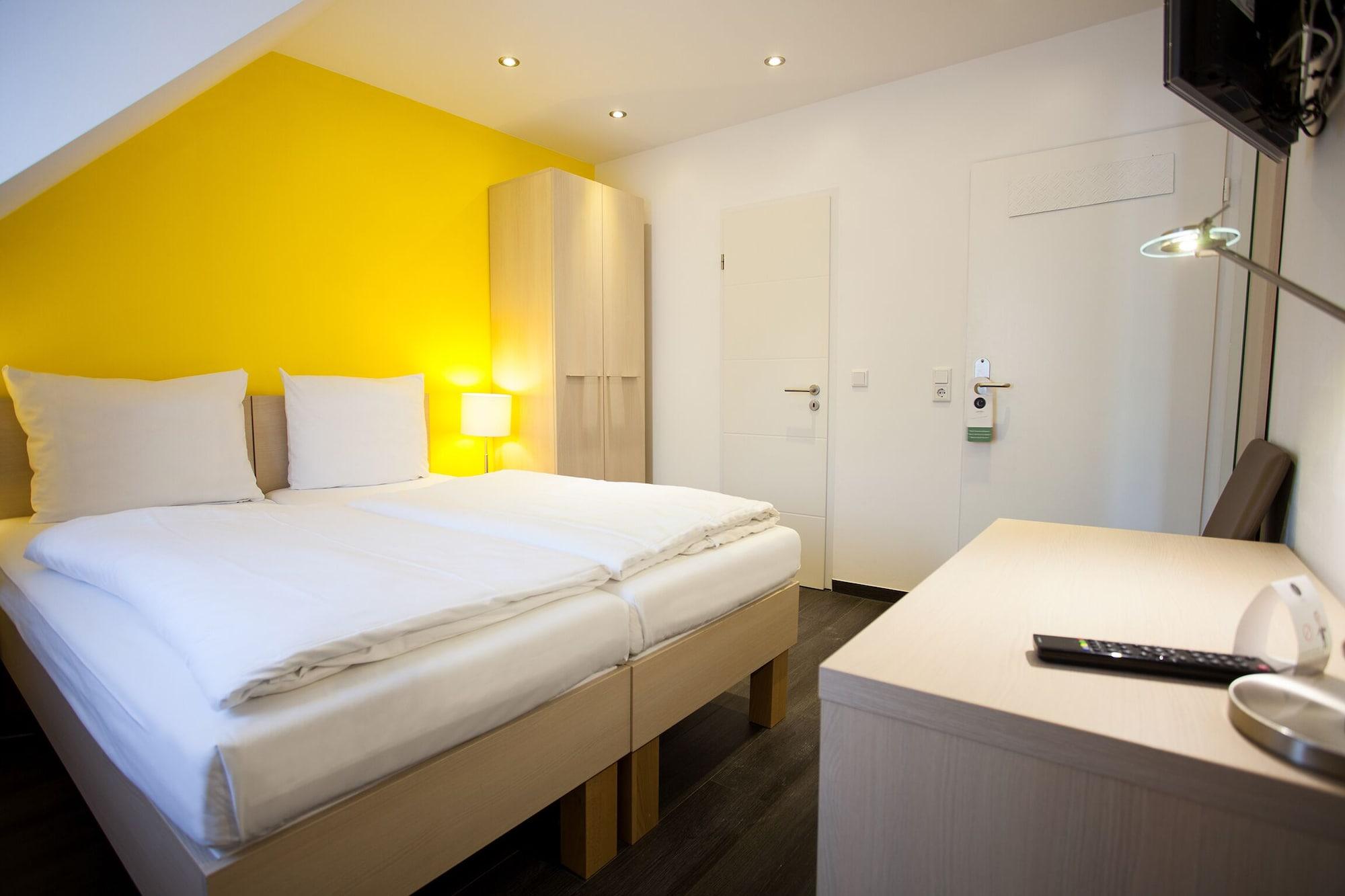 Centro Hotel Arkadia Cologne Exterior photo